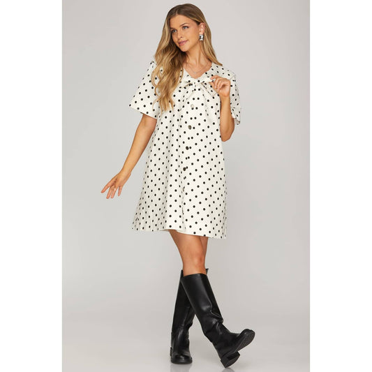 Polka Dot Short Sleeve Front Tie Dress w_Pockets