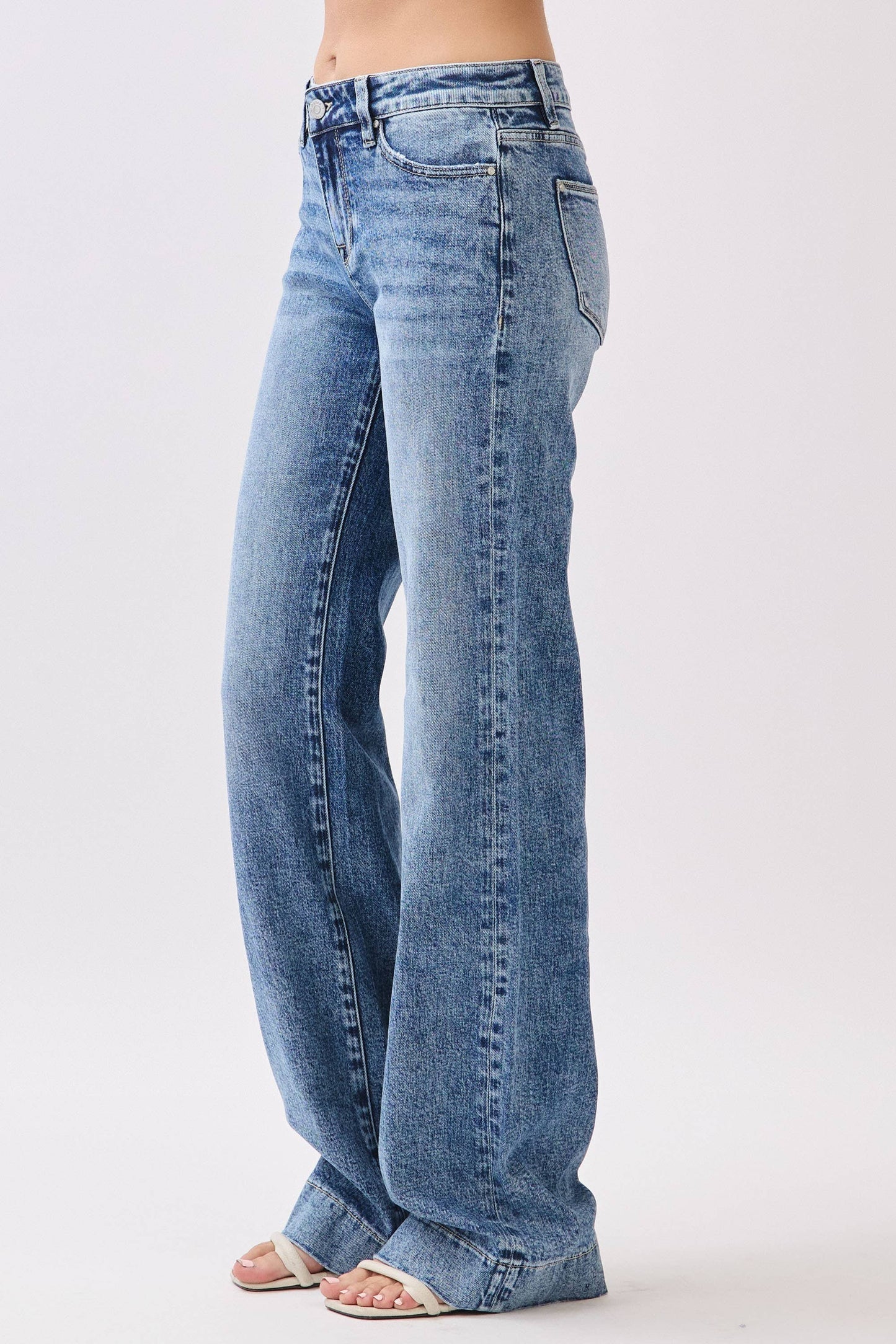 MID RISE COMFORT STRETCH TROUSER WIDE LEG JEANS