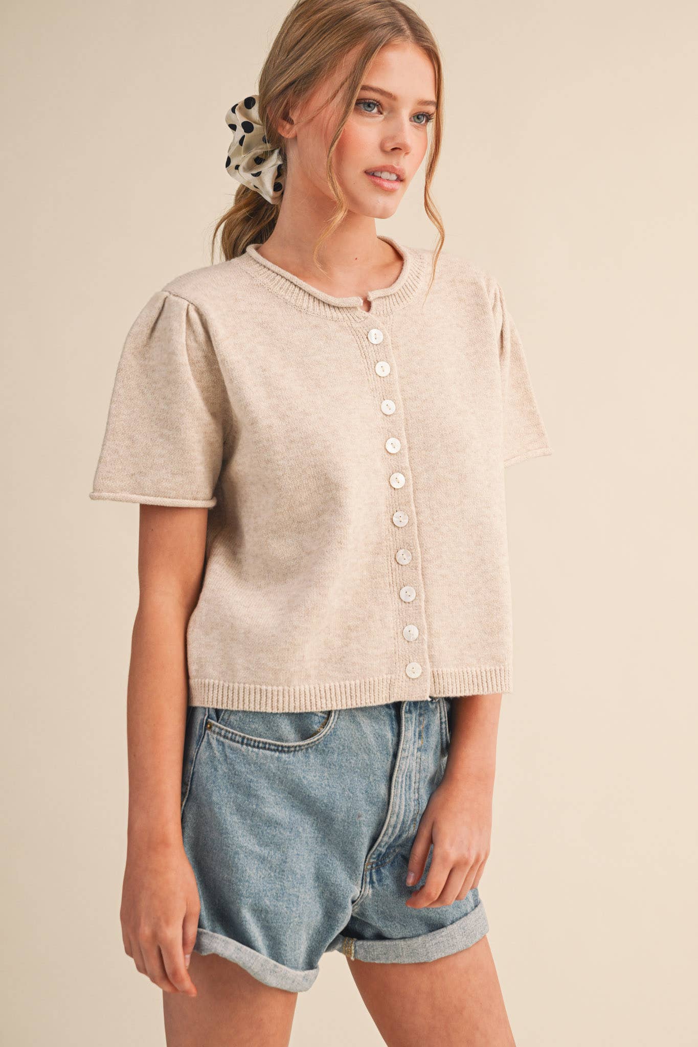 SHORT SLEEVE SWEATER CARDIGAN
