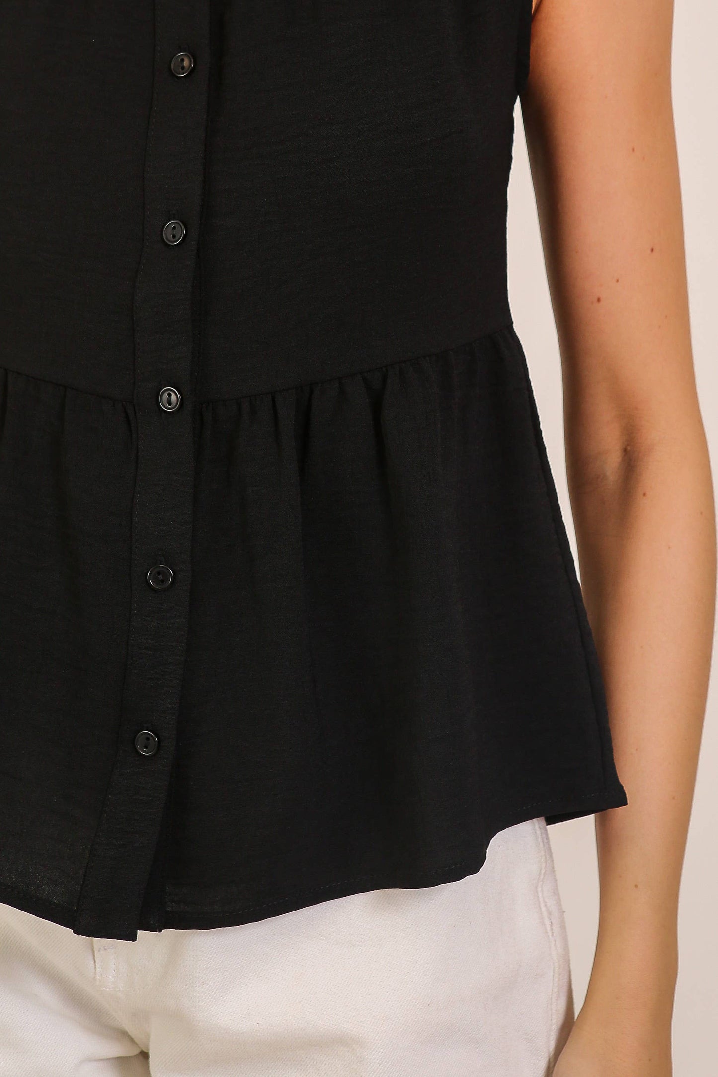 Sleeveless Airflow Peplum Top