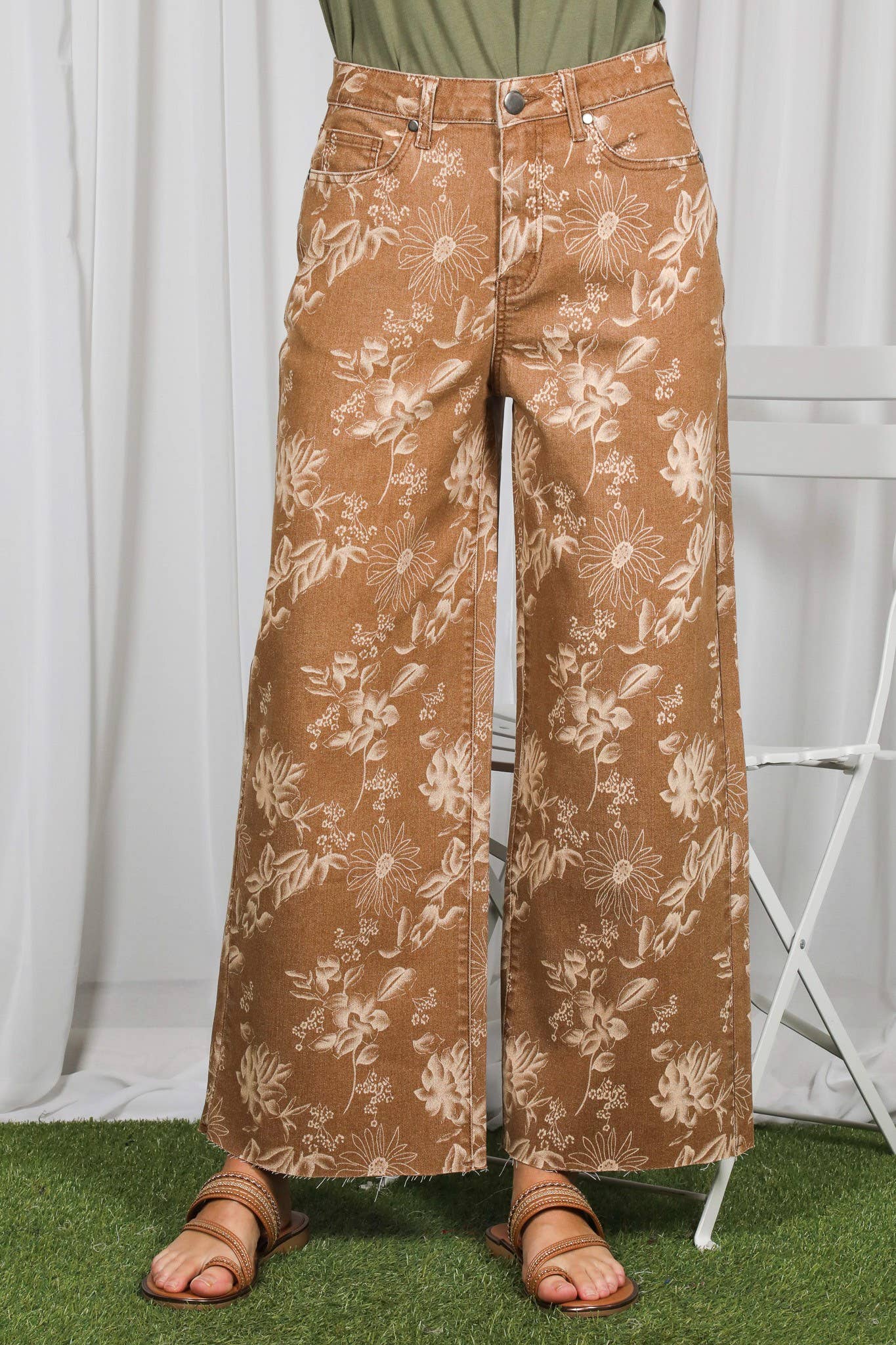 Floral Straight Leg Washed Denim Span Ankle Pants