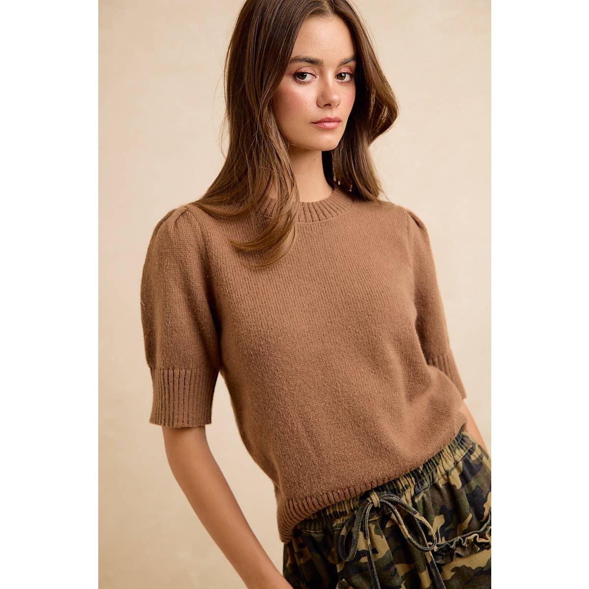 SOLID KNIT PUFF SHORT SLEEVES TOP