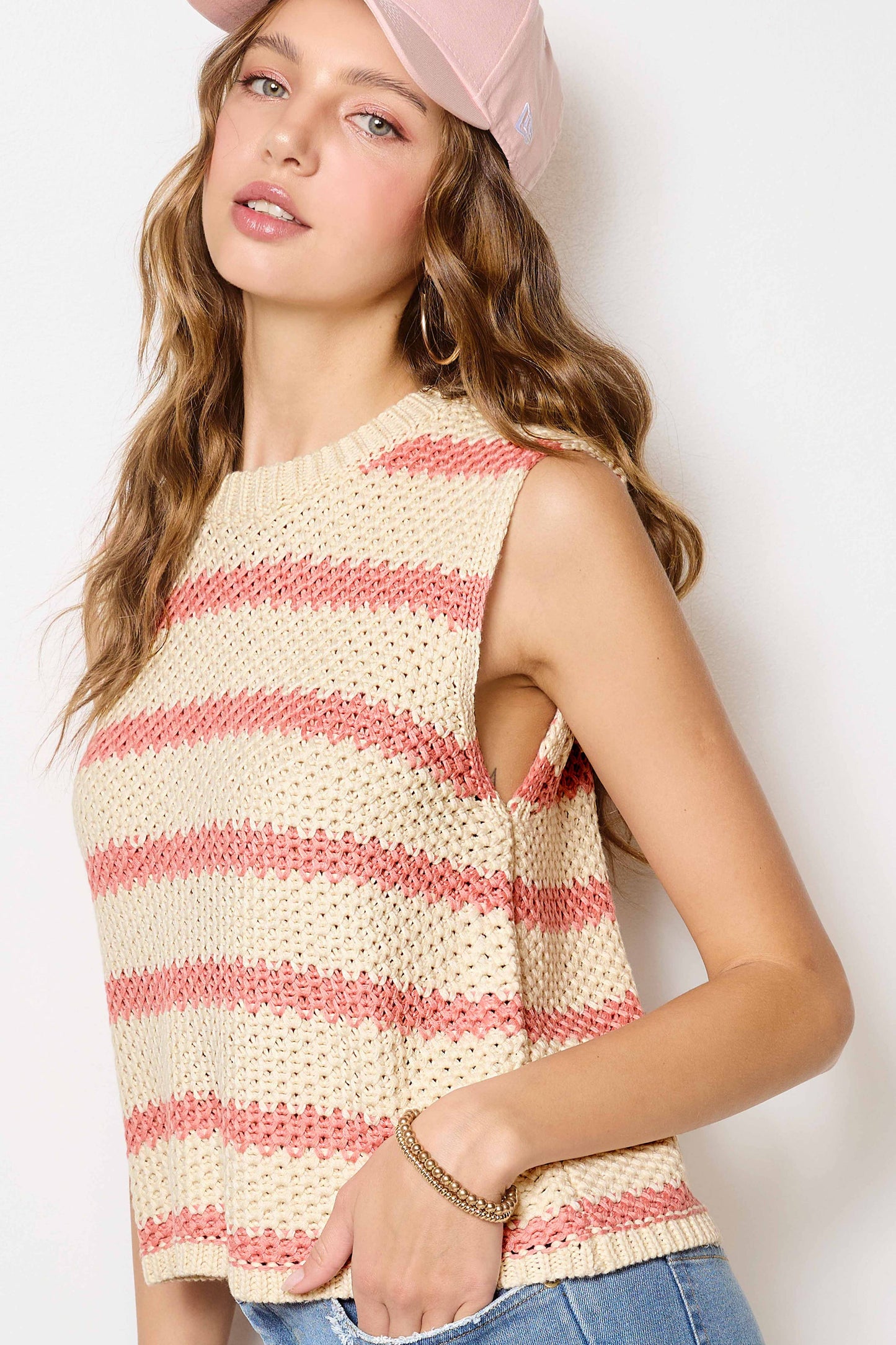 MCS3584-Chunky Striped Crew Mock Neck Sleeveless Sweater Top