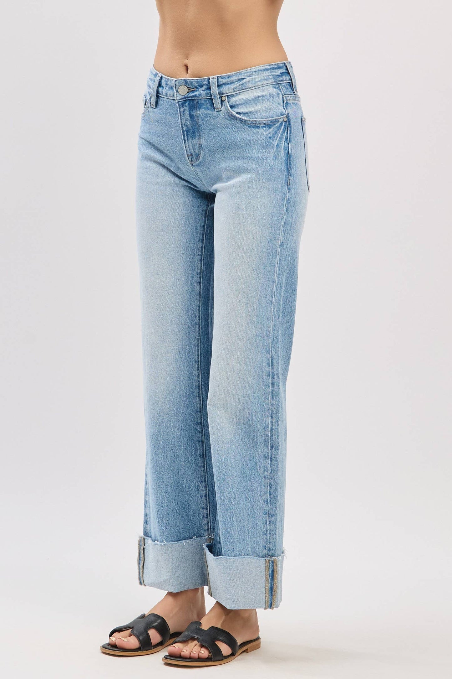 MID RISE COMFORT RELAXED FLARE W/ CUFFED HEM