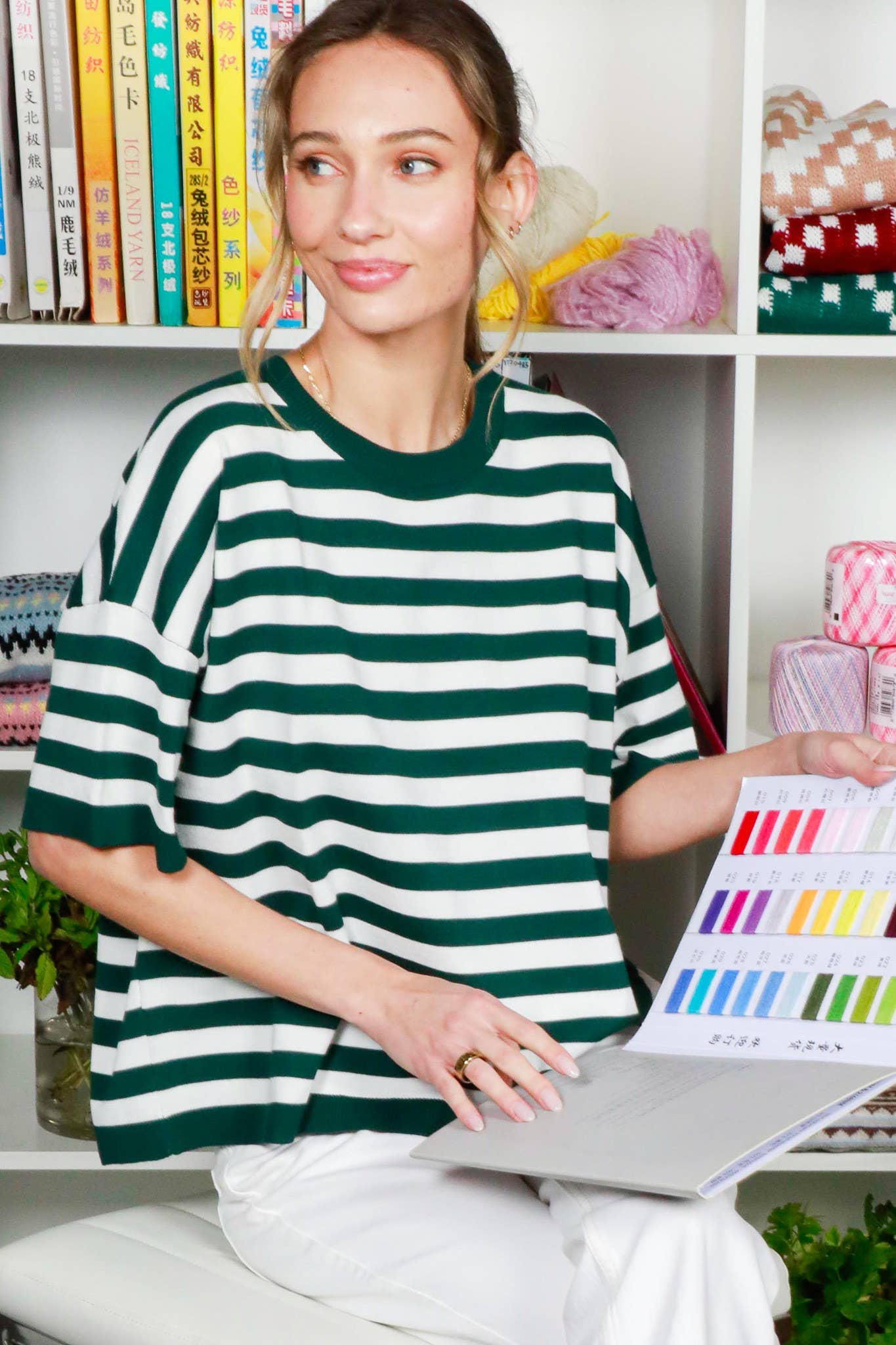 Crew Neck Short-Sleeve Stripe knitted Sweater Top VT81842