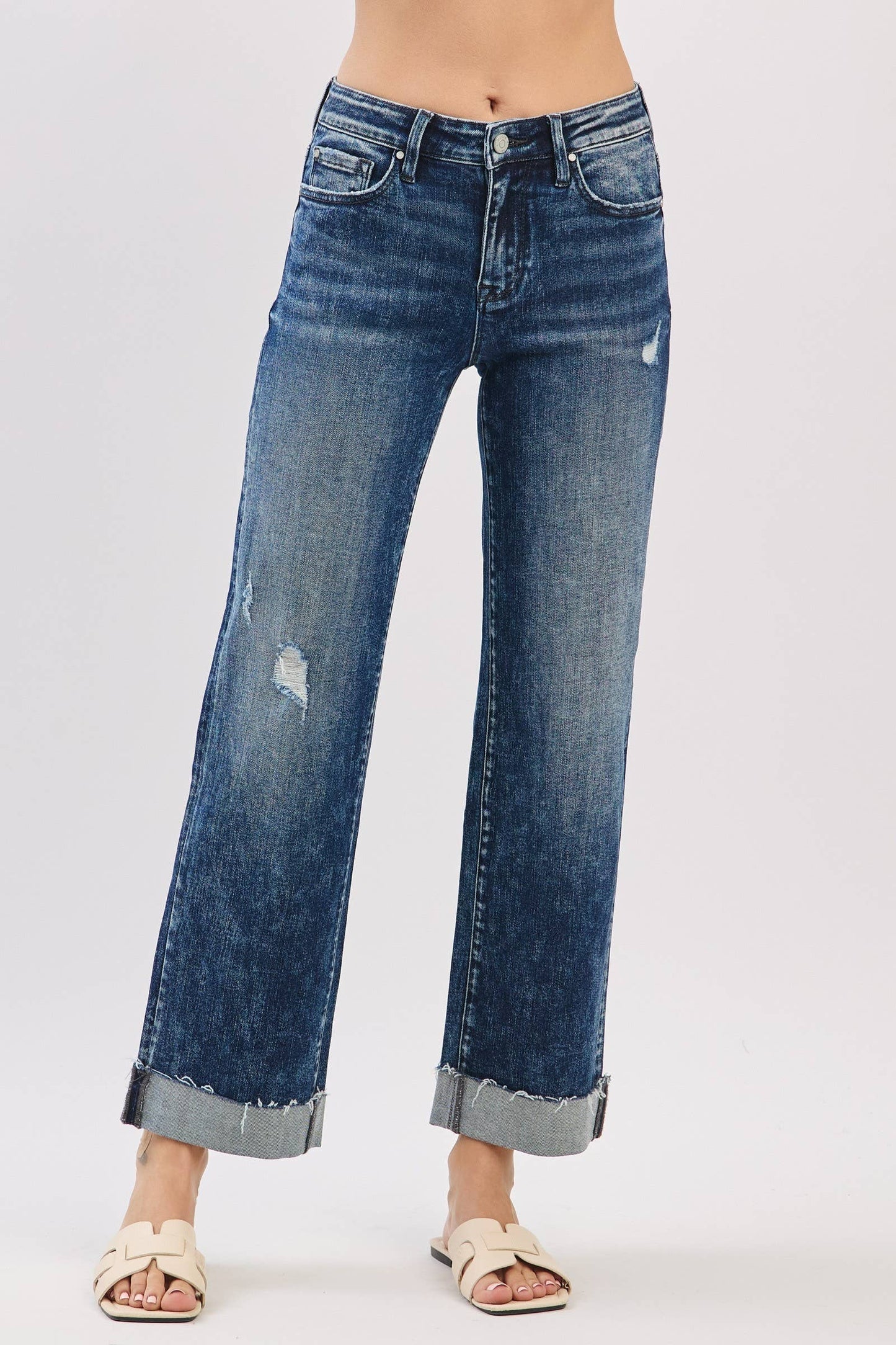 Petra MID RISE LOOSE STRAIGHT W/ CUFFED HEM JEANS