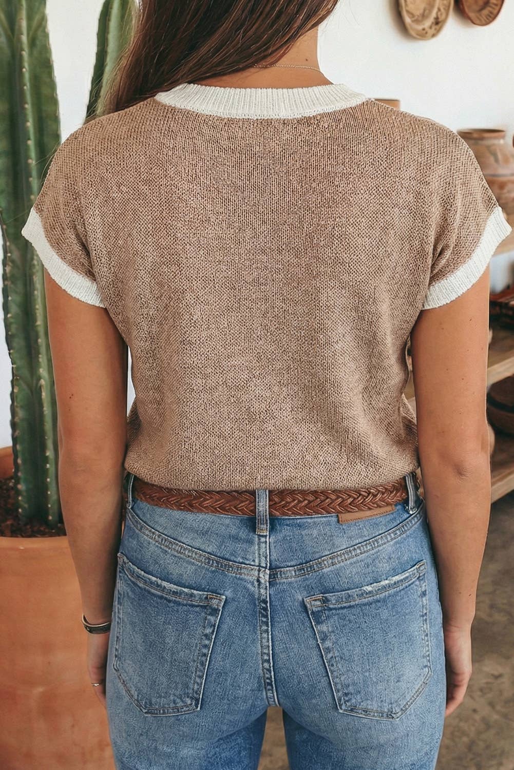 Western Horse Shoe Contrast Trim Short Sleeve Sweater