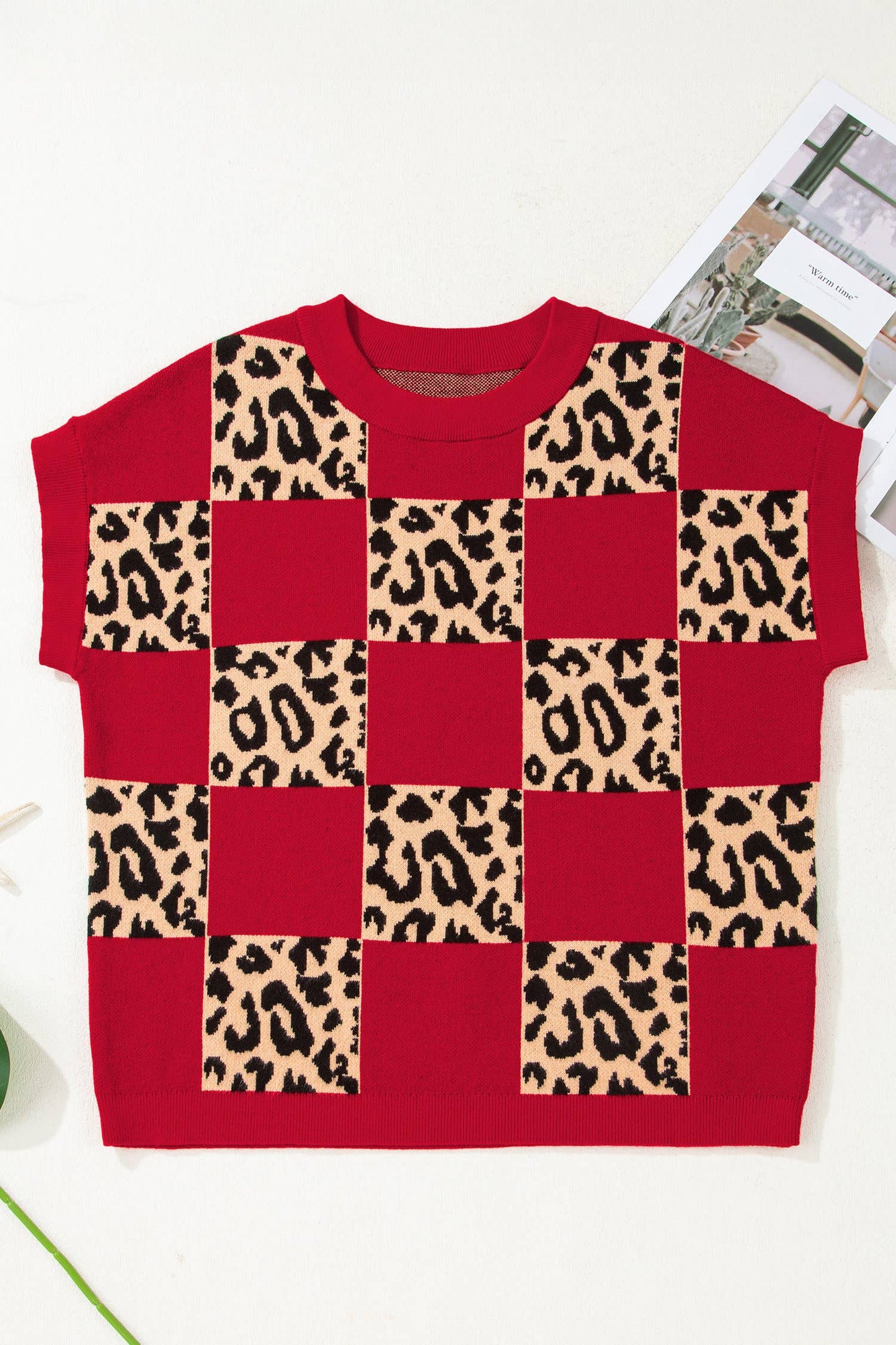 66Plus Size Leopard Checkerboard Short Sleeve Sweater